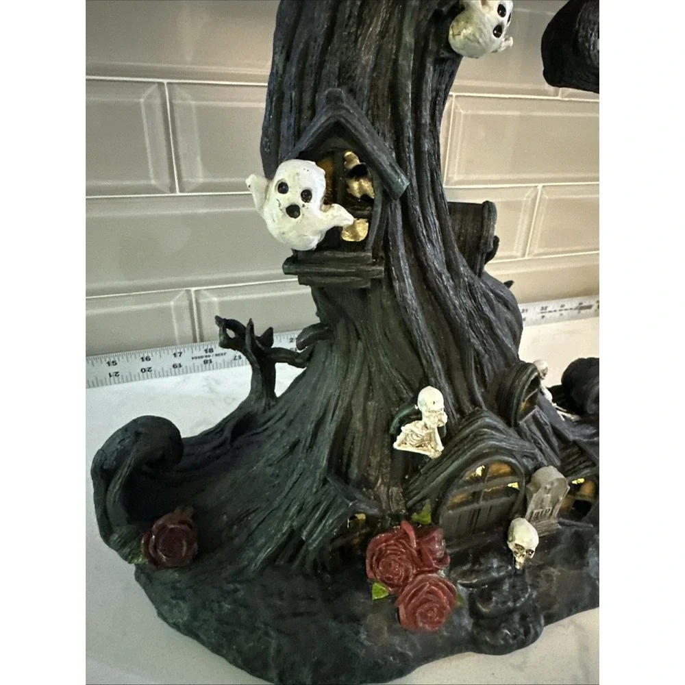 HALLOWEEN LIGHT UP & SOUND ON/OFF WITCH HAT TREE HOUSE W/GHOSTS & SKELETONS 16